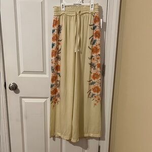 O'Neill Cream Elastic Waist Pants